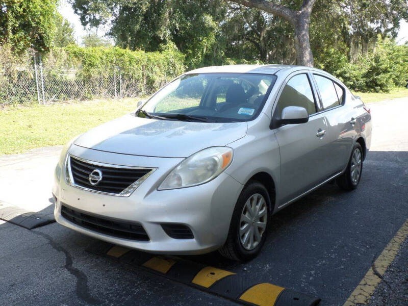 2014 Nissan Versa