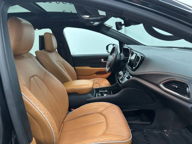 2021 Chrysler Pacifica Hybrid Pinnacle