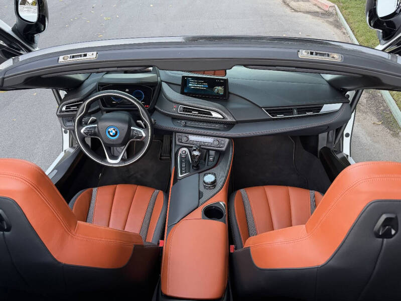 2019 BMW i8
