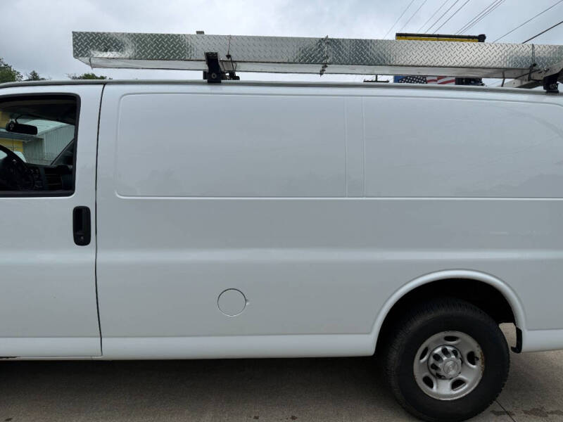 2019 Chevrolet Express 2500