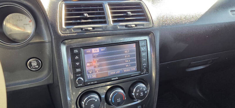 2010 Dodge Challenger SRT8