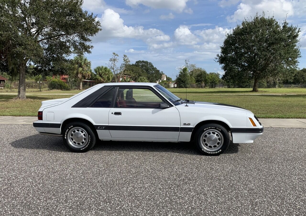 1986 Ford Mustang 4
