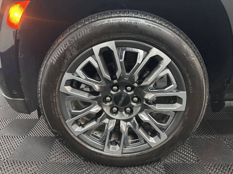 2024 GMC Yukon Denali Ultimate