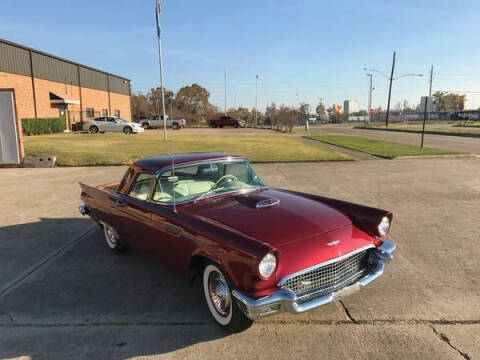 1957 Ford Thunderbird