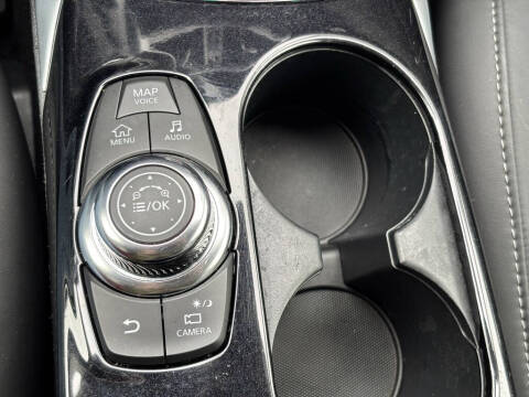 2018 Infiniti QX30 Premium