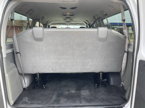2013 Ford E-Series E-350 SD XL