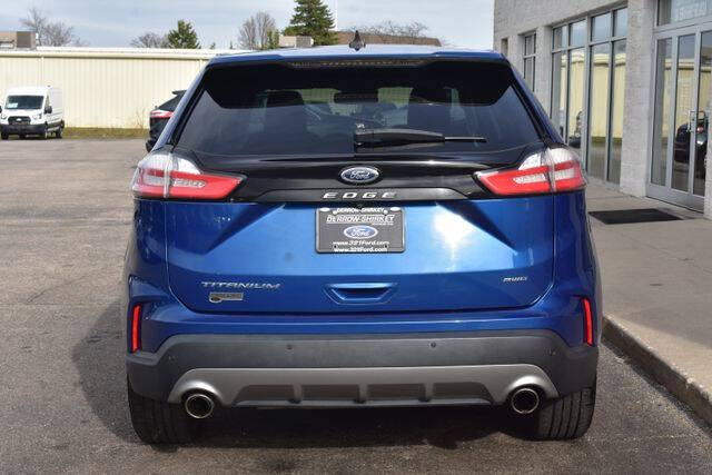 2022 Ford Edge Titanium