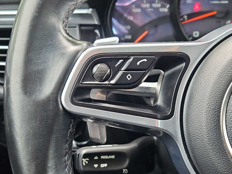 2021 Porsche Macan