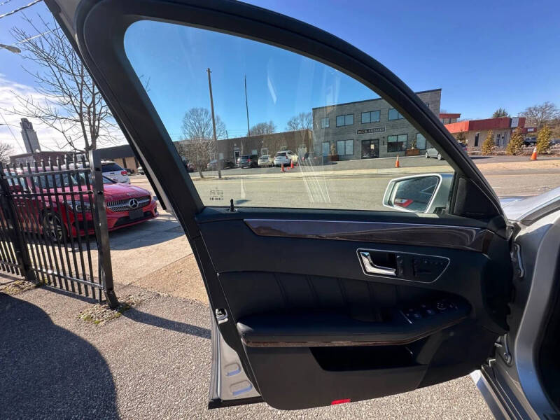 2011 Mercedes-Benz E-Class