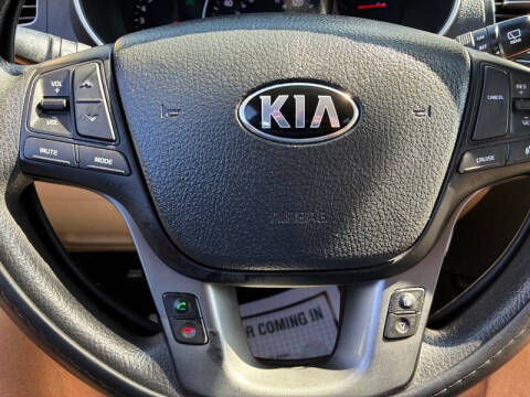 2015 Kia Sorento LX