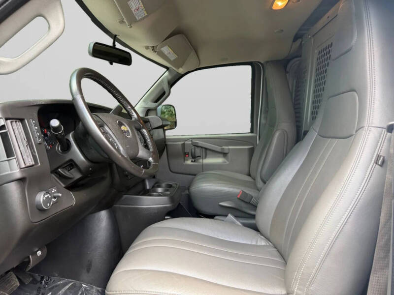 2020 Chevrolet Express 2500