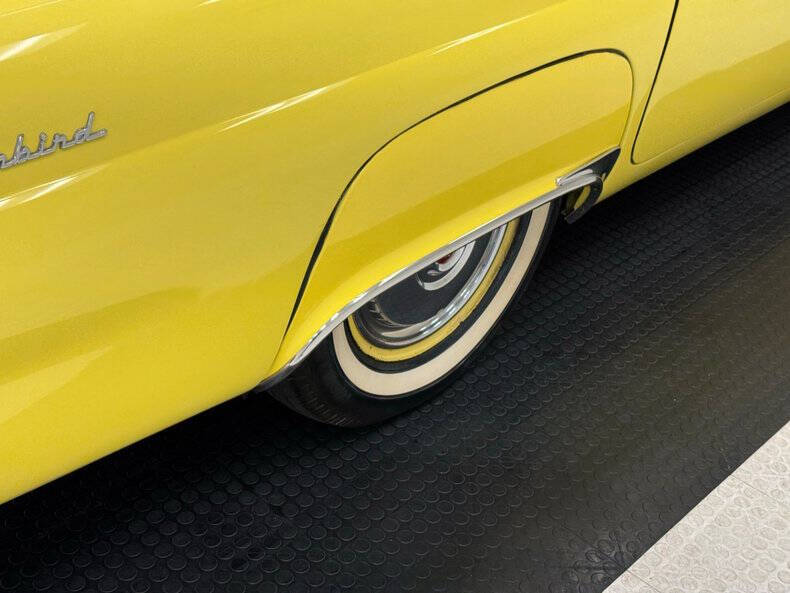 1955 Ford Thunderbird