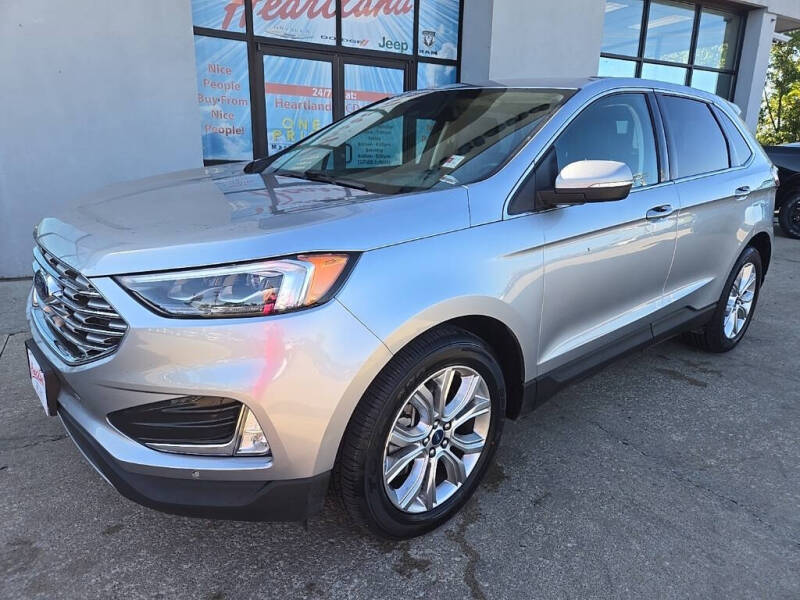 2022 Ford Edge Titanium