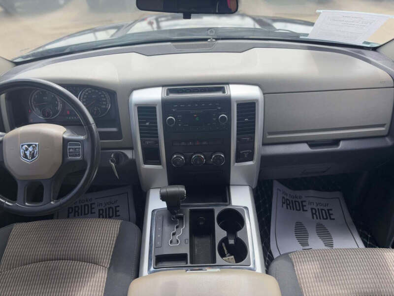 2012 RAM 1500 SLT