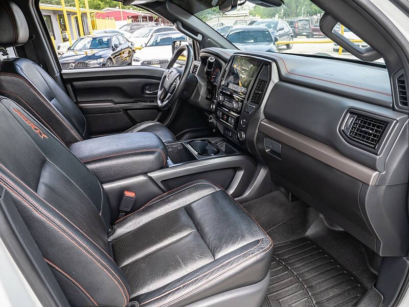 2020 Nissan Titan