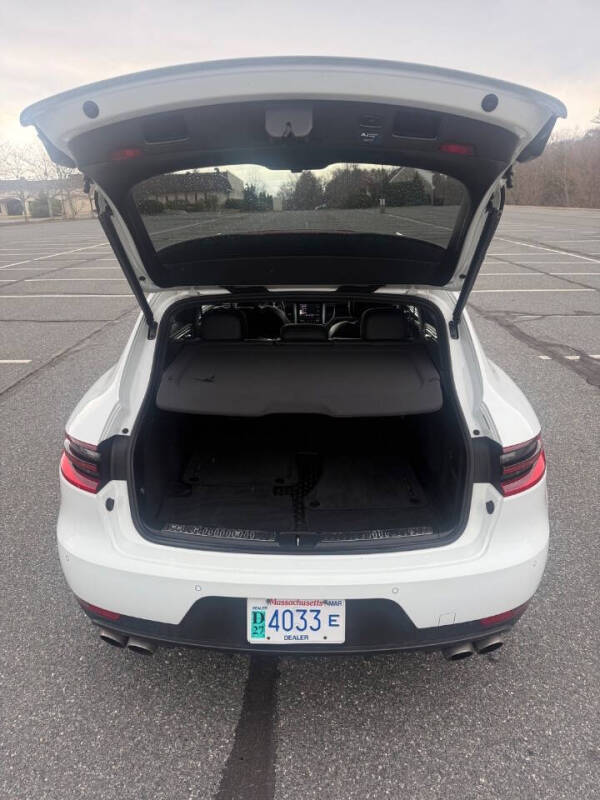 2017 Porsche Macan S