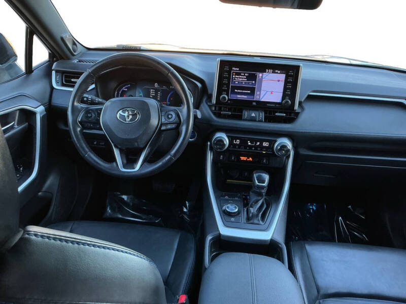 2020 Toyota RAV4 Hybrid XSE