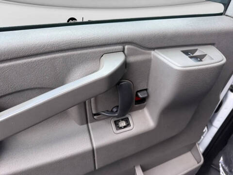 2020 Chevrolet Express 2500
