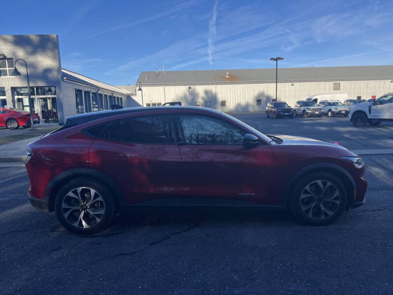 2024 Ford Mustang Mach-E Select