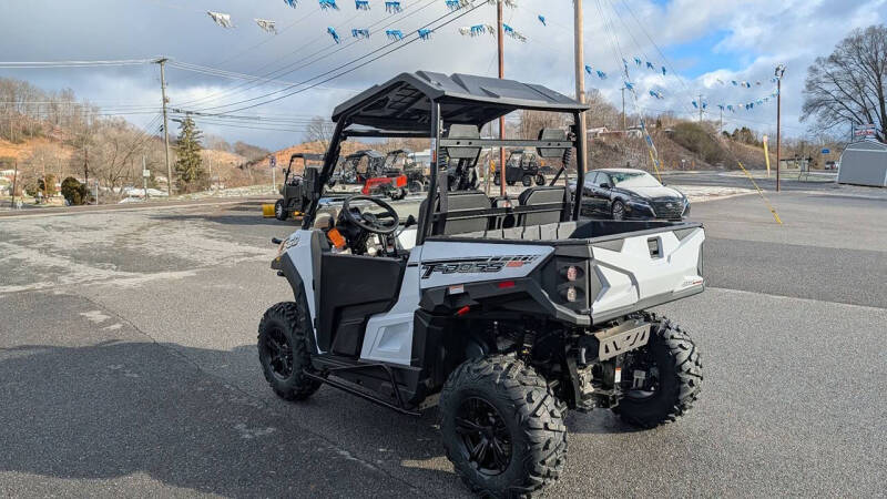 2025 Massimo T-BOSS 560