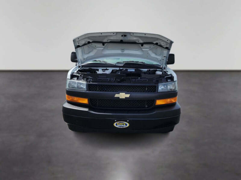 2023 Chevrolet Express LS 3500