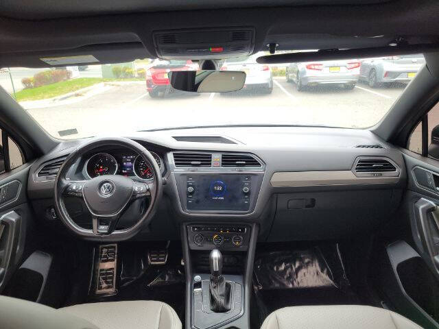 2021 Volkswagen Tiguan SE R-Line Black