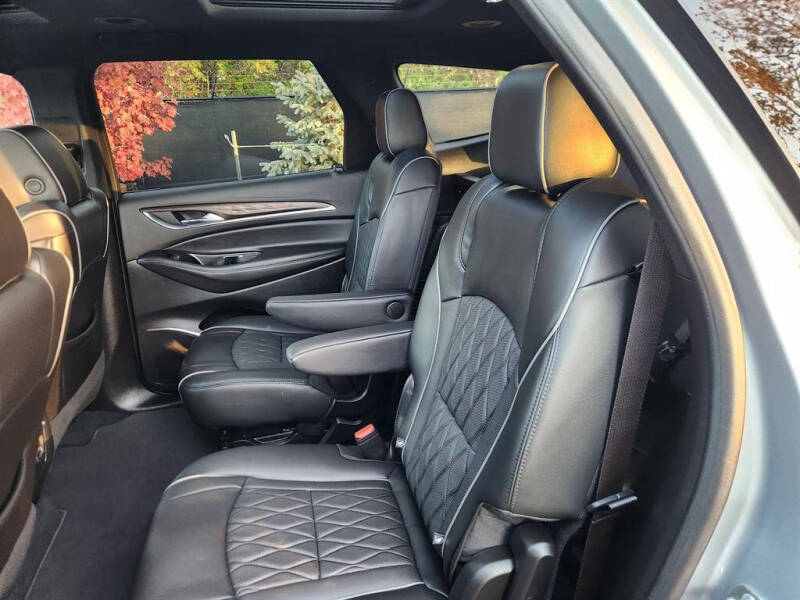 2024 Buick Enclave Avenir