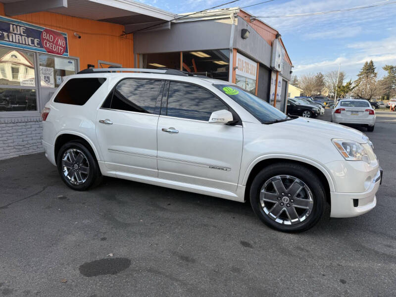 2011 GMC Acadia Denali