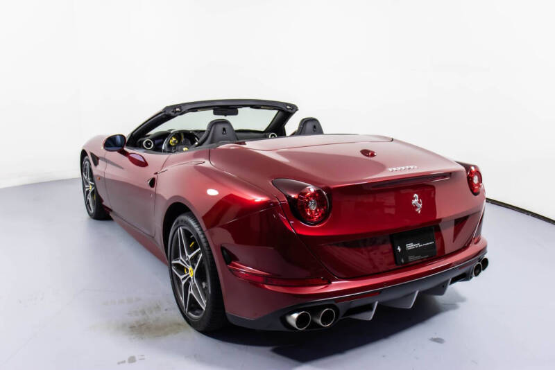 2015 Ferrari California T