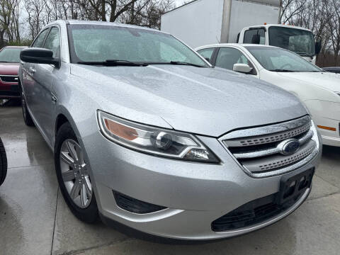 2010 Ford Taurus SE