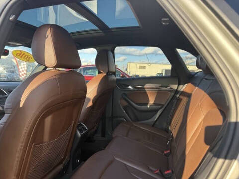 2016 Audi Q3 2.0T quattro Prestige