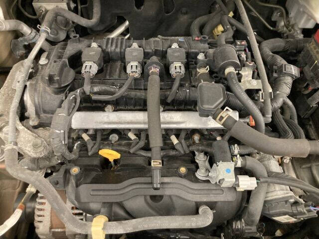 2020 Nissan Versa SR