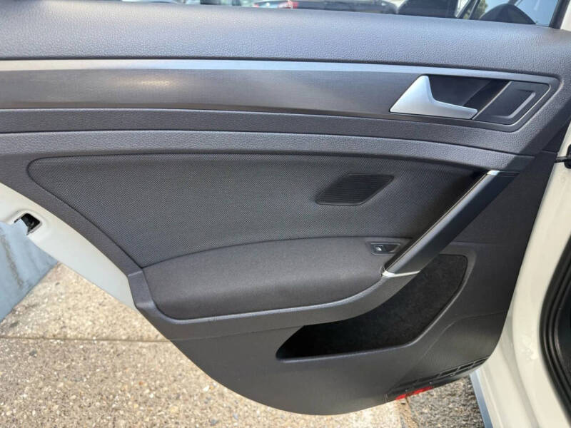 2018 Volkswagen Golf GTI