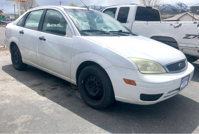 2005 Ford Focus ZX4 S