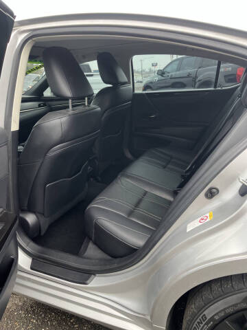 2019 Lexus ES 350 F SPORT