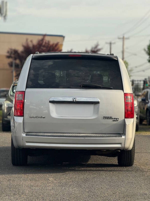 2010 Dodge Grand Caravan SXT