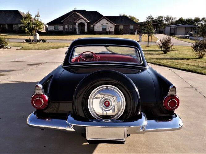1956 Ford Thunderbird