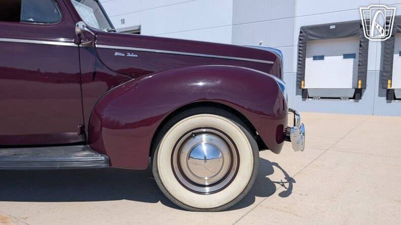 1940 Ford Deluxe