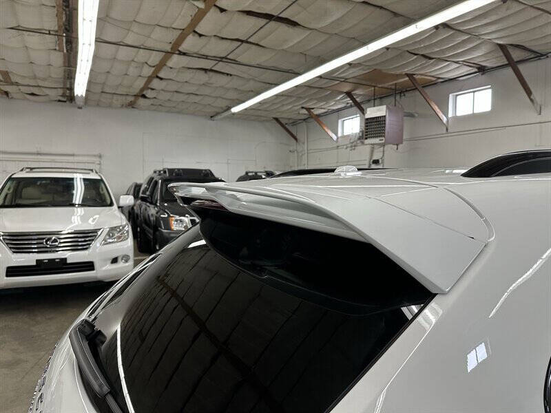 2013 Porsche Cayenne GTS