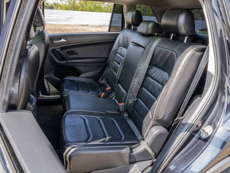 2018 Volkswagen Tiguan 2.0T SEL Premium