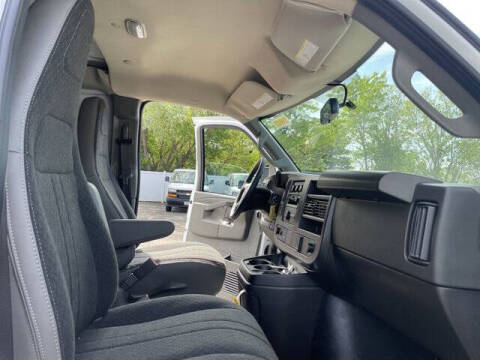 2026 Chevrolet Express 2500