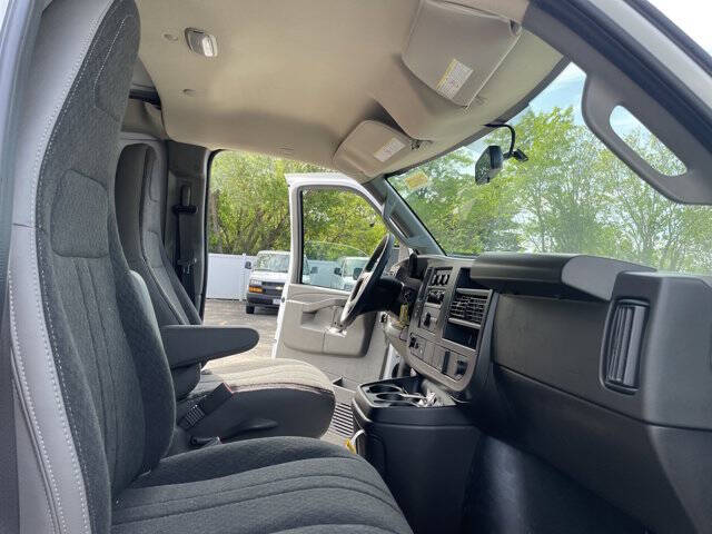 2026 Chevrolet Express 2500
