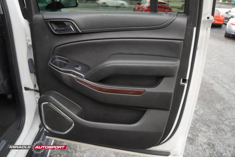 2017 GMC Yukon XL SLT