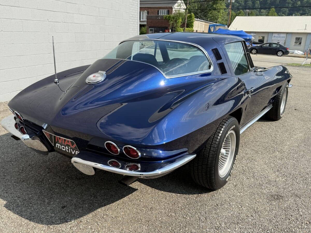 1964 Chevrolet Corvette 81