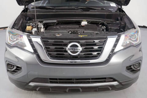 2020 Nissan Pathfinder S