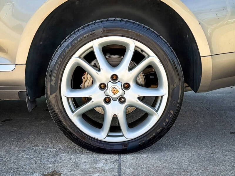 2005 Porsche Cayenne S
