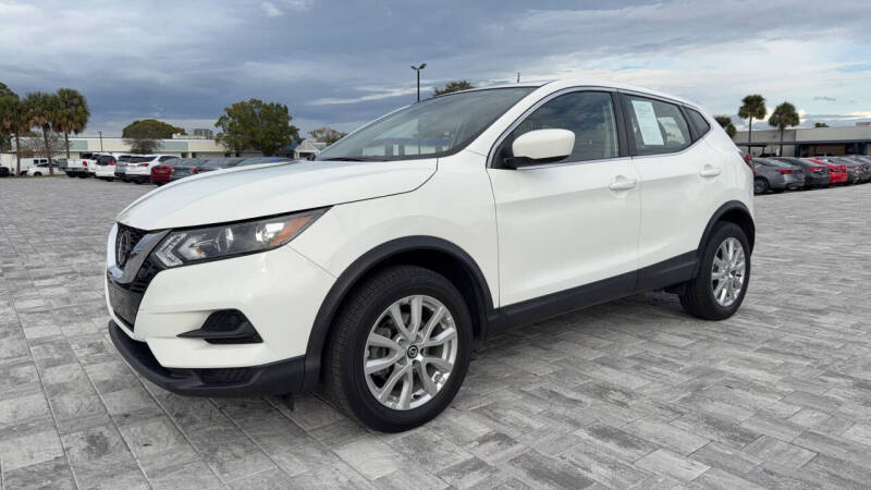 2022 Nissan Rogue Sport S