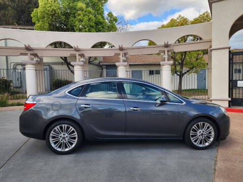 2012 Buick Verano Leather Group