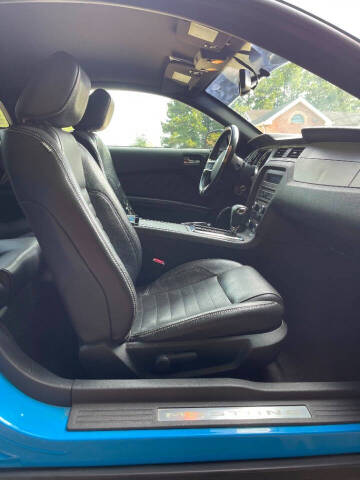 2011 Ford Mustang V6 Premium