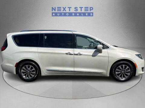 2019 Chrysler Pacifica Touring L Plus
